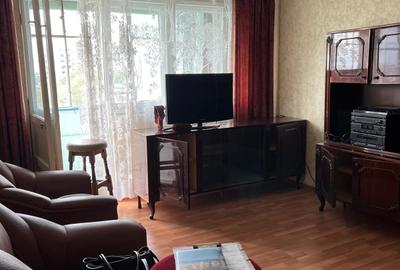 Apartament cu 3 camere decomandat în Vest - 1