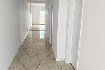 Duplex cu 3 camere cu Canalizare în Remetea Mare - 7