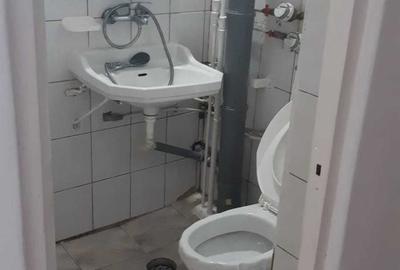 Garsonieră decomandată în Sud
