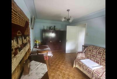 Apartament cu 2 camere semidecomandat în Cornișa
