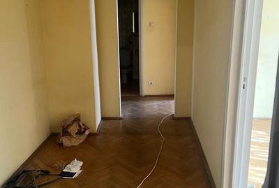 Apartament cu 4 camere decomandat în Titulescu - 7