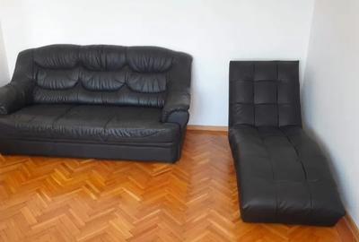 Apartament cu 4 camere semidecomandat, mobilat în Ștefan cel Mare