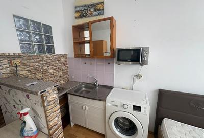 Garsonieră decomandată, mobilată în Mănăștur