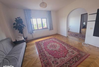 Apartament cu 2 camere în Tractorul