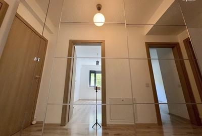 Apartament cu 3 camere decomandat în Băneasa