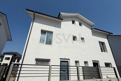 Casă individuală cu 4 camere cu Canalizare în Central - 1