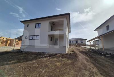 Casă individuală cu 4 camere cu Canalizare în Jucu de Sus - 4