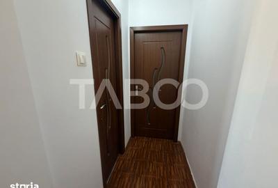 Apartament cu 2 camere semidecomandat, mobilat în Central - 1