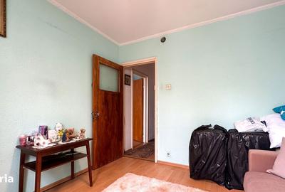 Apartament cu 3 camere decomandat în Giurgiului - 2