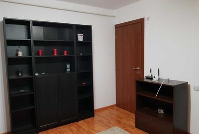Garsonieră decomandată în Central - 1