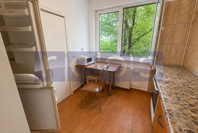 Apartament cu 3 camere semidecomandat în Crângași - 8
