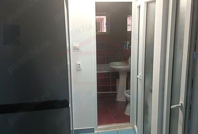Apartament cu 2 camere decomandat în Micro 16
