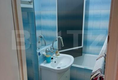 Apartament cu 3 camere semidecomandat în Central