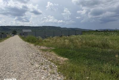Teren de 884 mp, în Central
