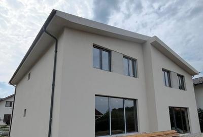Casă cu 4 camere în Exterior Vest - 7