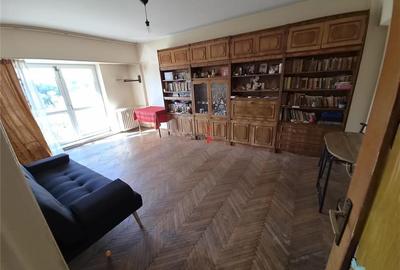 Apartament cu 2 camere decomandat în Unirii