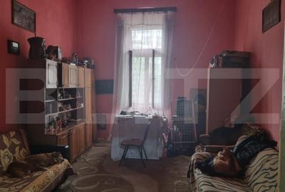 Casă cu 1 camere cu Canalizare în Ultracentral