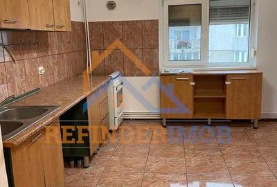 Apartament cu 3 camere decomandat, mobilat în 13 Septembrie