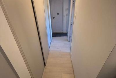 Apartament cu 3 camere decomandat în Valea Rosie