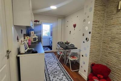 Apartament cu 2 camere decomandat în Dacia