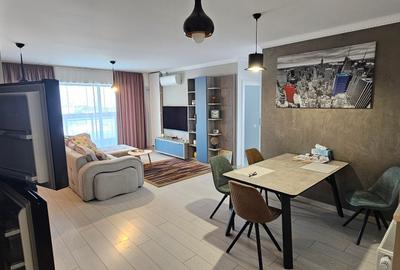 Apartament cu 3 camere semidecomandat în Panduri