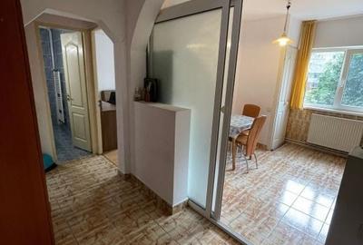 Apartament cu 2 camere decomandat în Florești