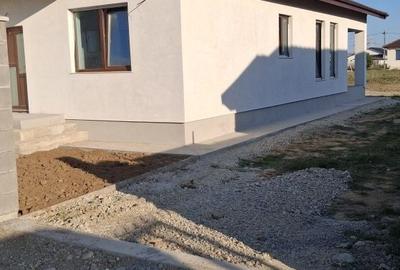 Casă cu 3 camere în Oșorhei