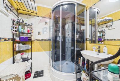 Apartament cu 3 camere în Nerva Traian