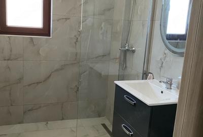 Apartament cu 2 camere semidecomandat în Girocului