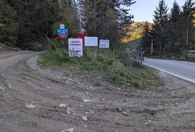 Casă cu 3 camere cu Teren 7100 Mp în Roșeni - 1