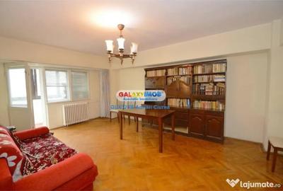Apartament cu 3 camere decomandat în Decebal