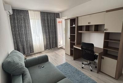 Garsonieră decomandată în Uverturii - 2