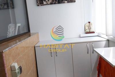 Apartament cu 3 camere decomandat în Tineretului
