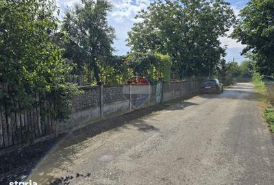 Casă cu 3 camere cu Teren 900 Mp în Odobești