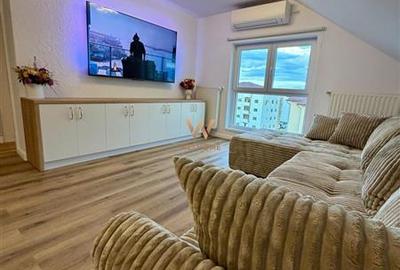 Apartament cu 4 camere decomandat în Turnișor