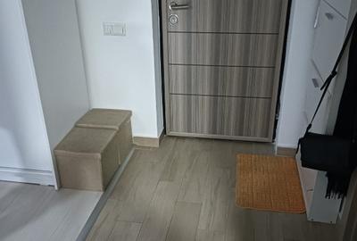 Apartament cu 2 camere semidecomandat în Rahova