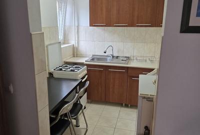 Garsonieră decomandată în Central - 1