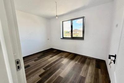 Casă cu Teren 340 Mp în Central - 14
