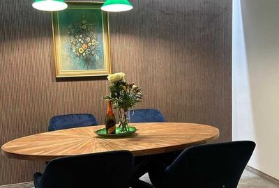 Apartament cu 3 camere semidecomandat, mobilat în Central - 1