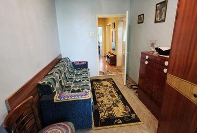 Apartament cu 3 camere decomandat în Republicii - 4