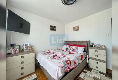 Apartament cu 2 camere semidecomandat, mobilat în Micro I - 16