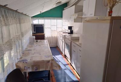 Casă cu 5 camere cu Teren 1100 Mp în Central