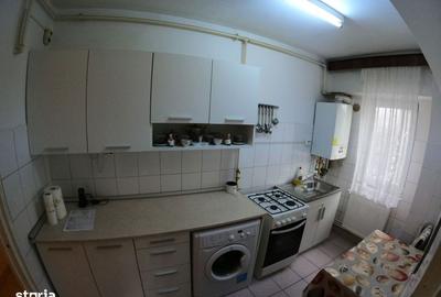 Apartament cu 3 camere decomandat în Uiești - 7