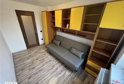 Apartament cu 3 camere, mobilat în Central - 13