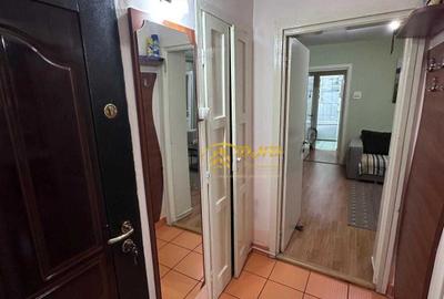 Apartament cu 3 camere în Podu Roș - 2