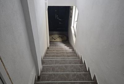 Casă cu 4 camere în Bariera Vâlcii