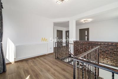 Casă cu 5 camere cu Teren 457 Mp în Dobreni