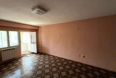 Apartament cu 2 camere decomandat în Central - 1