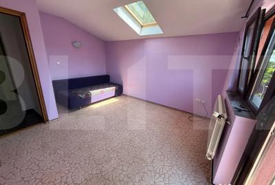 Casă cu 5 camere cu Teren 2248 Mp în Curtești - 1