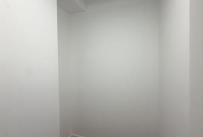 Apartament cu 4 camere în Tei